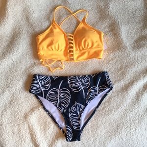 Cupshe high waisted bikini (medium)